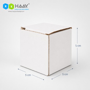 5x5x5 cm Tek Oluklu Beyaz Kilitli Kutu